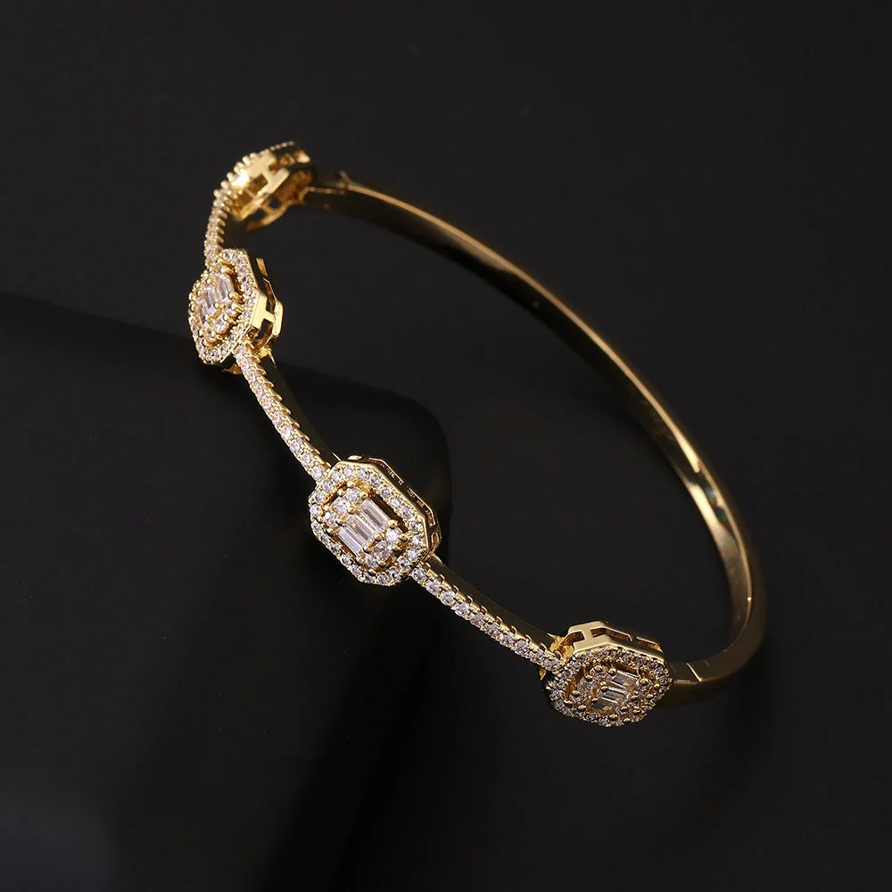 Geometric Diamond Gold Bracelet — Twinkles For You