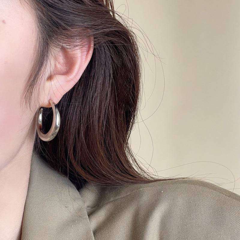 High End C-Shaped Silver Earrings — Twinkles For You
