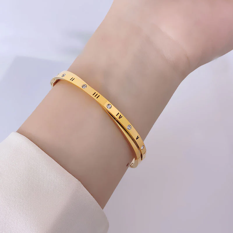 Roman numeral bracelet — Twinkles For You