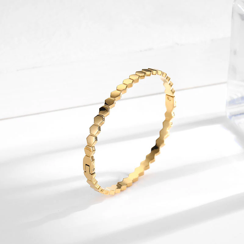 Simple honeycomb titanium steel bracelet — Twinkles For You