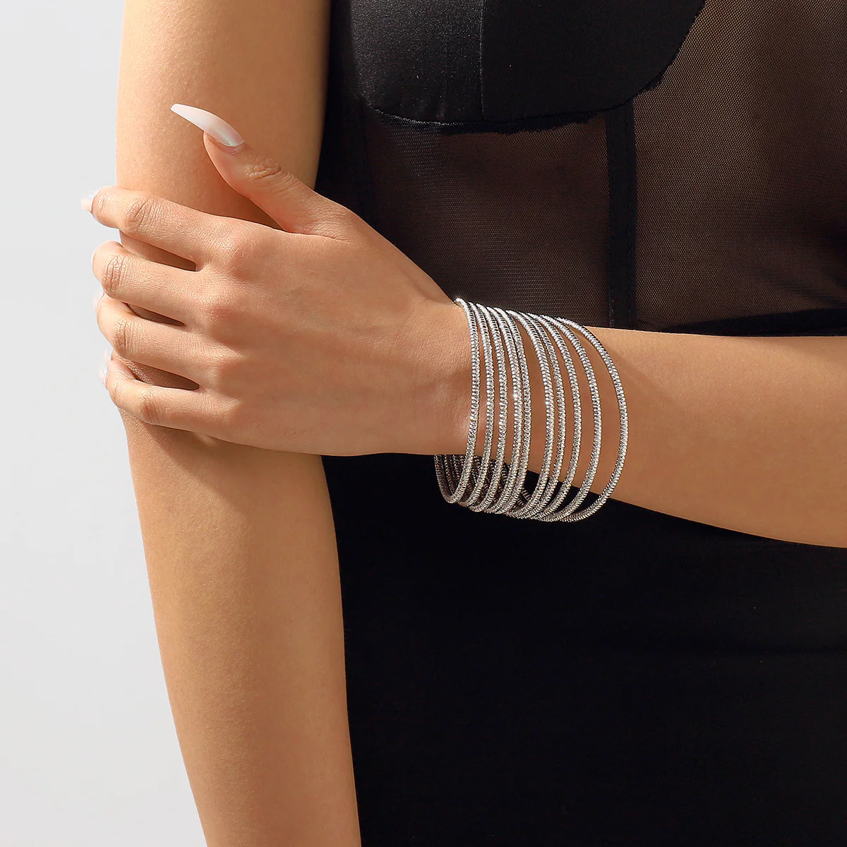 Stylish metal swirl pattern punk rock circle  unisex style bracelet (silver) — Twinkles For You