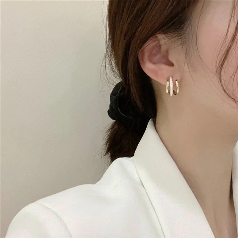 White three circle earrings — Twinkles For You